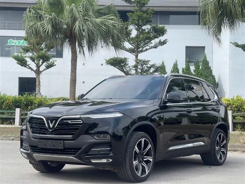 VinFast Lux SA Premium 